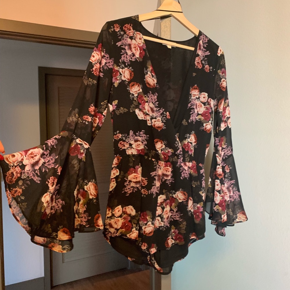 Romper - Picture 2 of 3